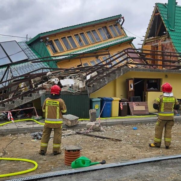 Eksplozja gazu w klubie sportowym. Służby w akcji.