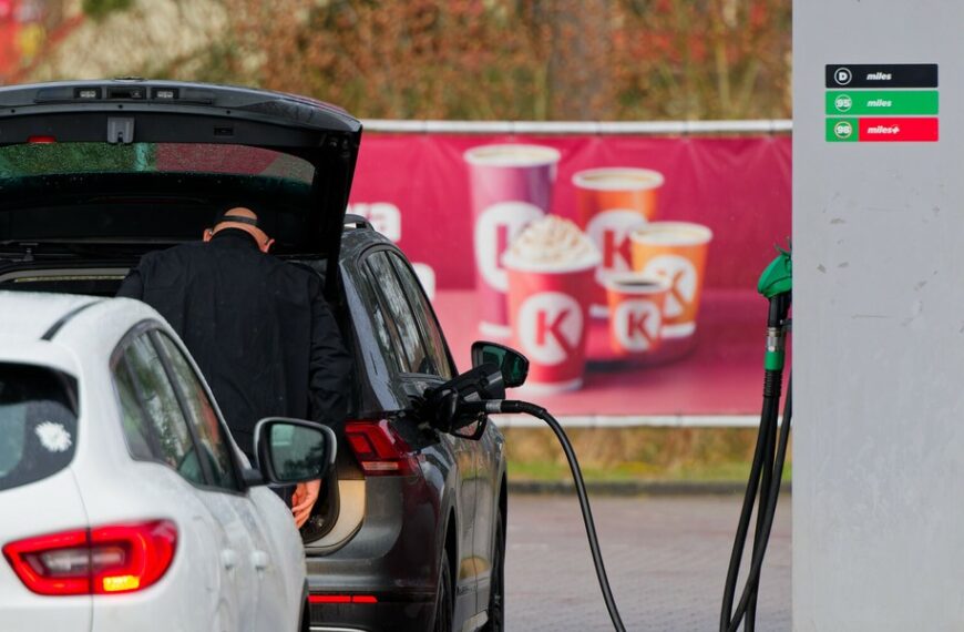 Taniej o Paliwa: Wdrożony Pakiet. Działania Rządu: Kontrola Zakupów Przez Obcych