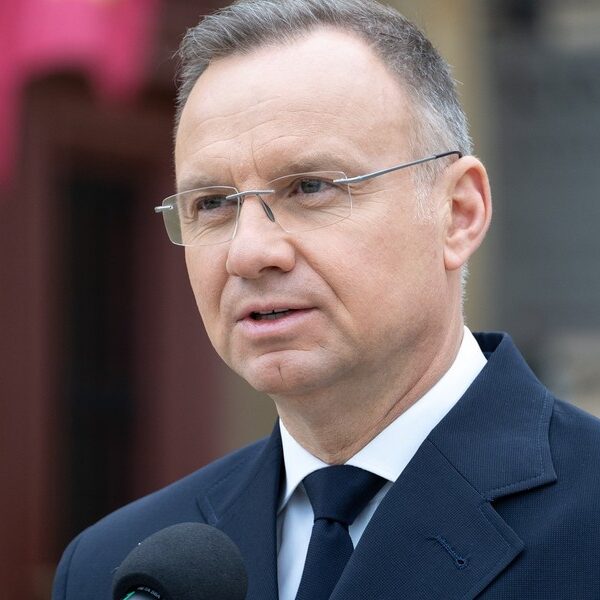 Polska firma finansowa nabywa ukraiński bank. Andrzej Duda w zarządzie.