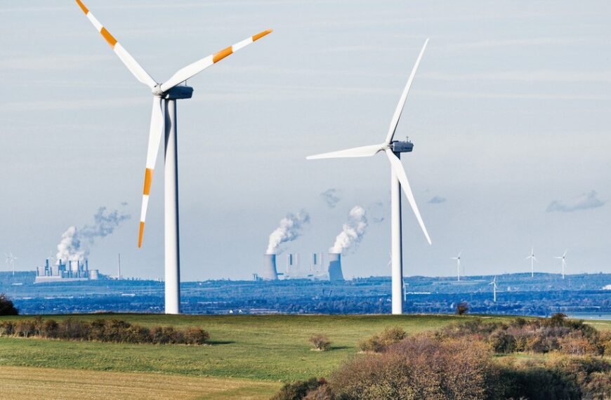 Polskie życie 22 Niemiecki rachunek za energię to majątek. Koszty elektryczności czterokrotnie przekraczają te we…