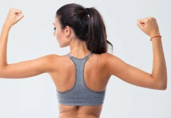 Trening mięśni pleców. Odkryjmy sekrety jędrnej i atrakcyjnej sylwetki.