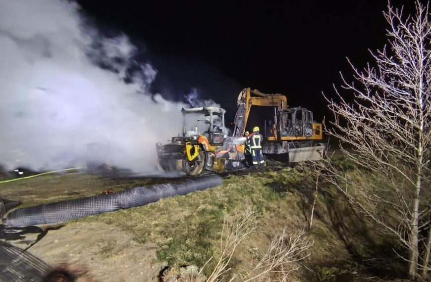 Ogień blisko placu budowy atomówki. Śledztwo w toku.
