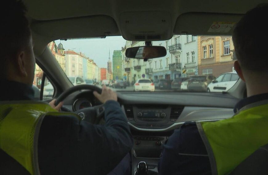 Polskie życie 21 Dożywotni ban nie powstrzymał go przed jazdą po alkoholu. Medyk terroryzuje Nysę.