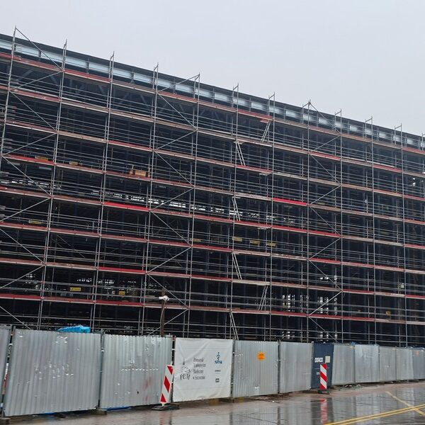 Budowy nękane plagą kradzieży i dewastacji. Najnowszy raport ujawnia szczegóły.