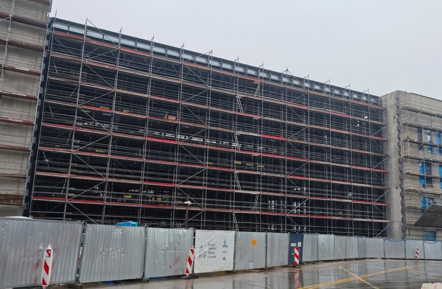 Budowy nękane plagą kradzieży i dewastacji. Najnowszy raport ujawnia szczegóły.