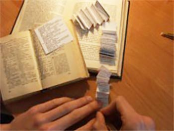 Czy współcześni uczniowie robią ściągi?