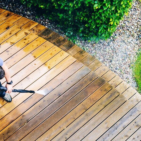 Mocne i niezawodne – TOP 5 myjek ciśnieniowych do każdego&hellip;