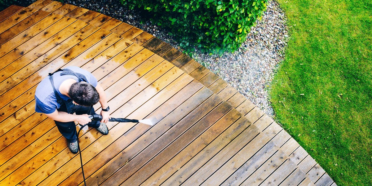 Mocne i niezawodne – TOP 5 myjek ciśnieniowych do każdego domu