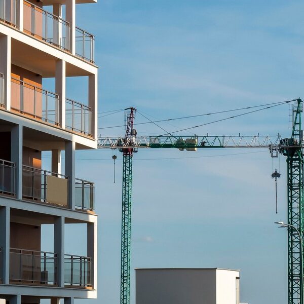 Wrocław w czołówce najkosztowniejszych lokalizacji dla nabywców mieszkań. Koszty idą&hellip;