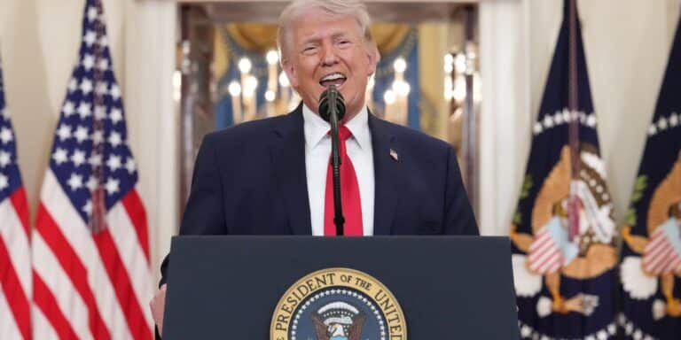 Nafta drożeje po zapowiedziach Trumpa: "Zadamy potężny cios". 7