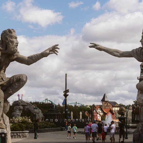 Ogromny lunapark wraca! Sprawdź, co nowego.