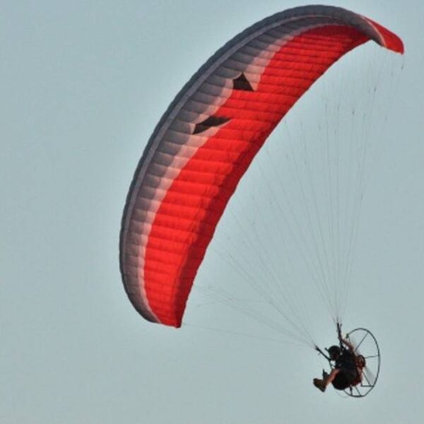 Paralotniarz runął na ziemię na lądowisku w Zielonej Górze. Helikopter&hellip;