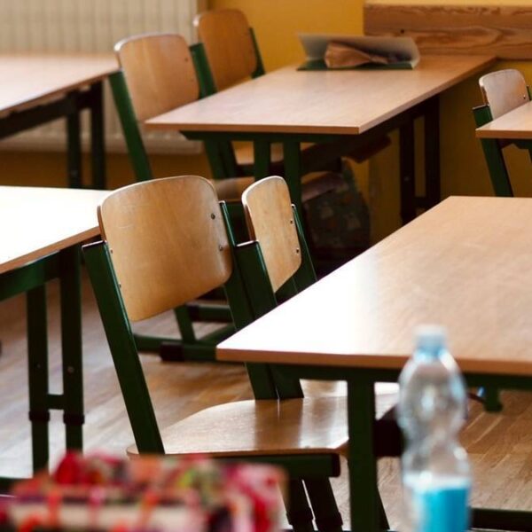 Polskie życie 49 Radioaktywny gaz w szkole. Poziomy są za wysokie.