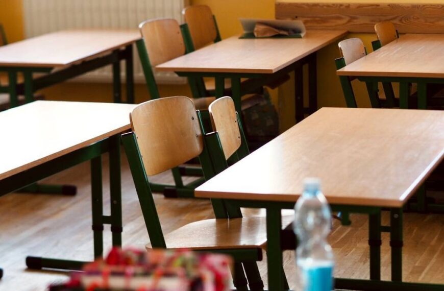 Polskie życie 81 Radioaktywny gaz w szkole. Poziomy są za wysokie.