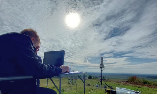 Polskie życie 60 Wrocławscy badacze stworzyli internet satelitarny.