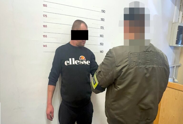 Dotarł do Warszawy, gdzie uprowadzono go sprzed lokalu. Porywacz zamierzał wymusić transfer środków. 13