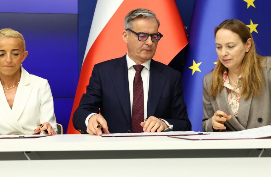 Polskie życie 37 Odważny ruch Chrobrego: więcej funduszy dla krajowego przemysłu obronnego. Świeża…