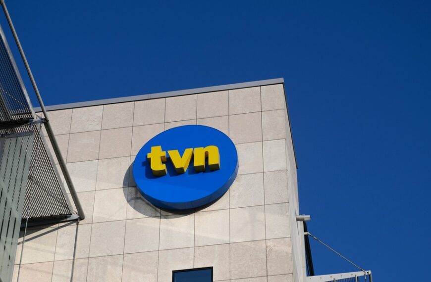 Nabycie TVN wywołuje poruszenie w Stanach Zjednoczonych. Wystosowano odezwę.