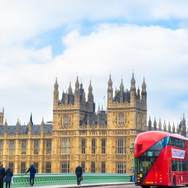 Polskie życie 58 Polaków odwrót z UK. Statystyki ujawniają rozmiar exodusu.