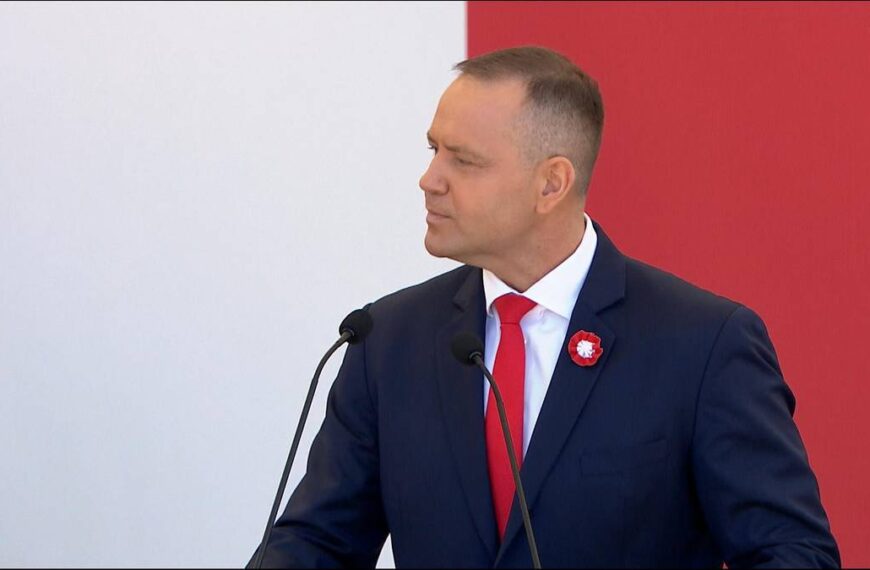 „To nie może trwać”. Prezydent pragnie zmiany ustawy zasadniczej, wyjaśnia powody.
