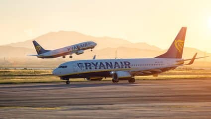 Znika niepokój w branży lotniczej? Ryanair zmienia plany na sezon letni