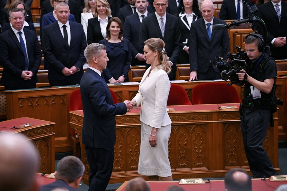 Zaprzysiężenie Petera Magyara w węgierskim parlamencie
