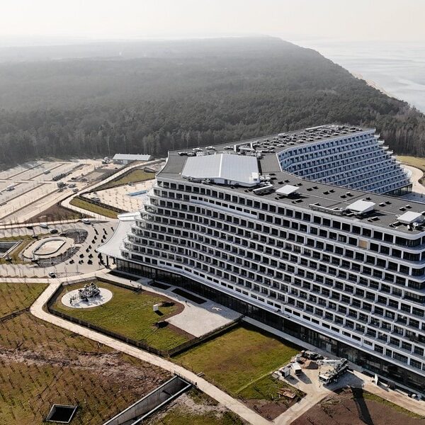 Polskie życie 71 Niesamowite stawki nie zniechęcają. Hotel Gołębiewski osiąga rekordowe ilości rezerwacji.