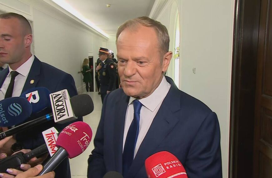 „Wszystkie czerwone lampki ostrzegawcze zaczęły migać”. Tusk reaguje na prezydenckie&hellip;