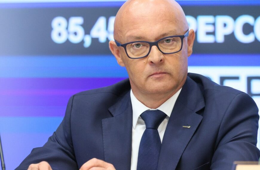 KGHM ujawnia raport roczny za 2025. Wynagrodzenie poprzedniego dyrektora wprawia&hellip;