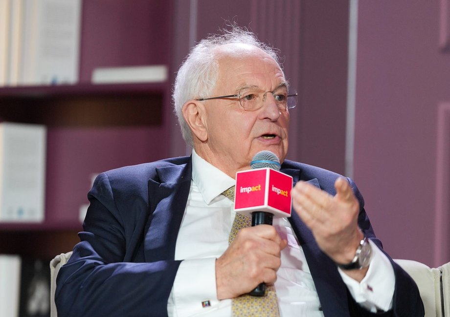 Polska w nowej globalnej perspektywie. Nowe problemy i możliwość przewodzenia Europie 57 Martin Wolf, główny komentator ekonomiczny "Financial Times"