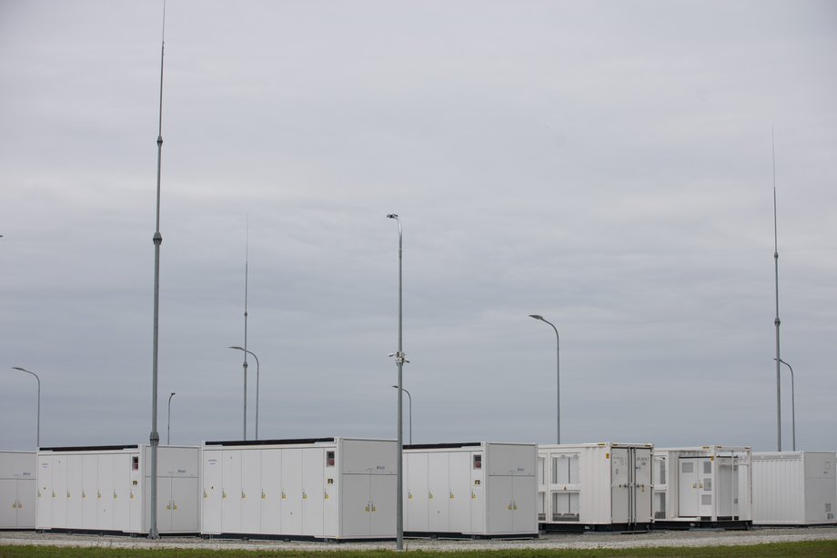Francuski potentat z branży energii lokuje kapitał w Polsce. Uruchomiono innowacyjny zasobnik energii. 4 EDF power solutions uruchomiło swój pierwszy magazyn energii w Polsce