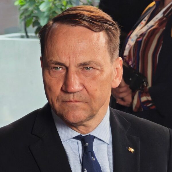 „Pragnę być z nimi w rowie strzeleckim.” Sikorski o zasadniczym&hellip;