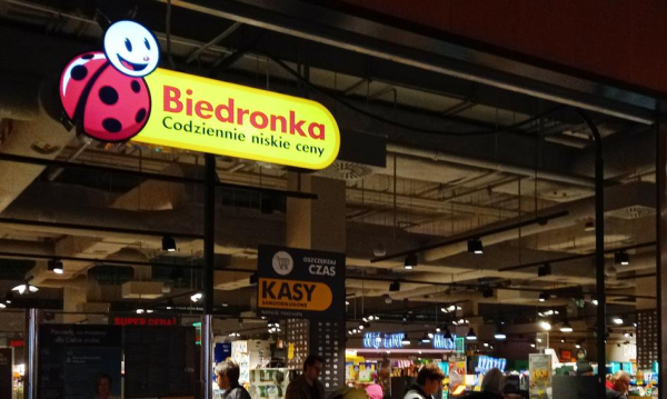 Bój cenowy dotyka właściciela Biedronki. Spadek zysku Jeronimo Martins, lecz wzrost sprzedaży. 2