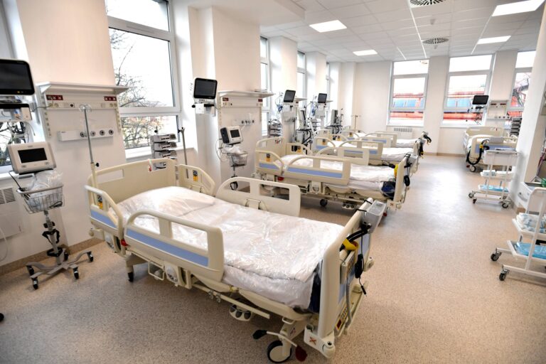 Pożar w placówce medycznej w Szczecinie. Pacjent zapalił ognisko 1