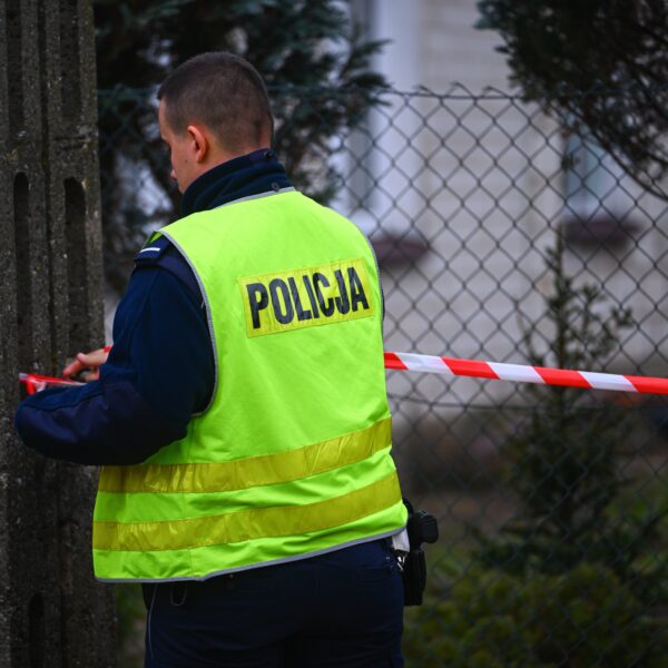 Polskie życie 50 Strzelanina w Białej Podlaskiej. Policja zarządziła alarm. Jest ofiara śmiertelna
