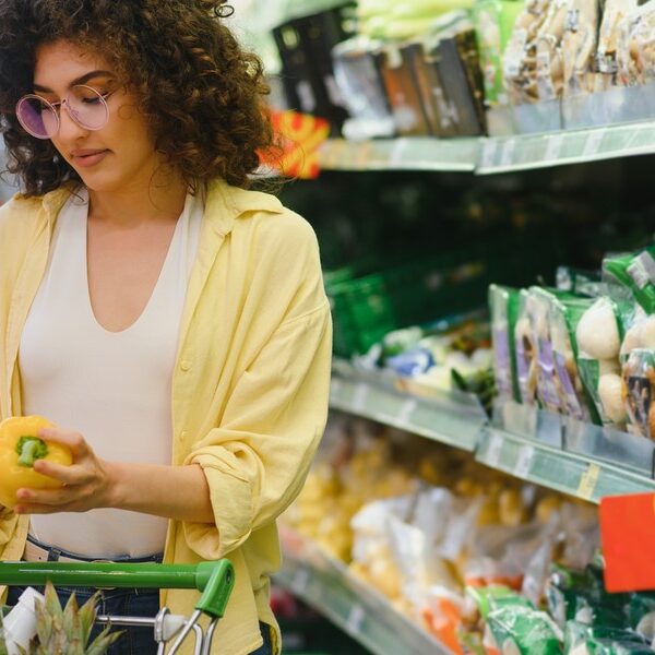 Supermarket czy dyskont? Analiza ujawnia, gdzie faktycznie zyskujemy czas