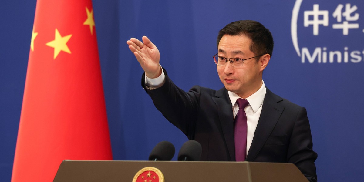 Chiny potępiają kraje G7. Chodzi o surowce kluczowe 2 Rzecznik MSZ Chin Lin Jian