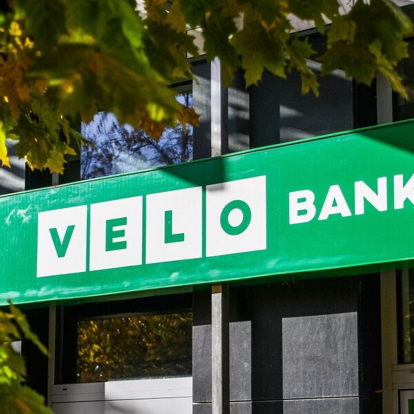 Polskie życie 44 VeloBank zamyka umowę przejęcia klientów Citi Handlowego. Nowy start