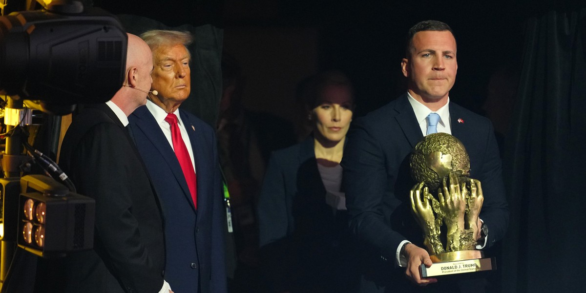 Kontrowersje wokół Mistrzostw Świata i FIFA. Były partner biznesowy wspomina o polityce i interesach 2 Wręczenie Pokojowej Nagrody FIFA Donaldowi Trumpowi