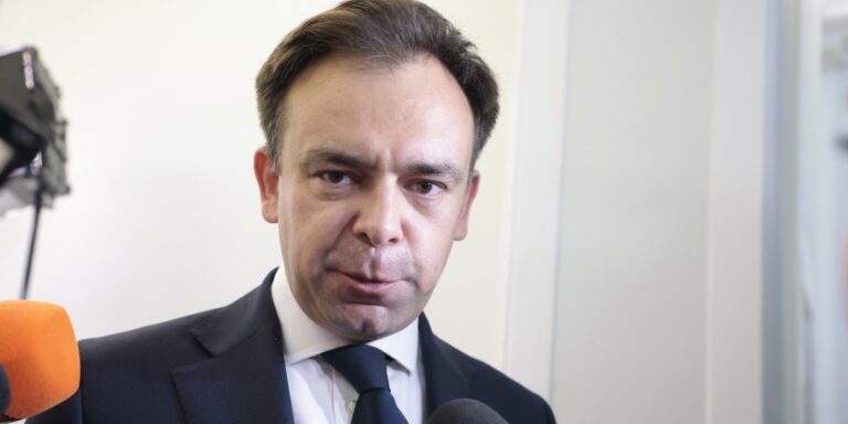 Rozwój gospodarczy i nakłady inwestycyjne w Polsce. Szef resortu finansów określa decydujący etap 5
