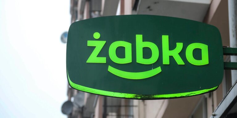 Zamieszanie po ogłoszeniu w sieci sklepów Żabka. Firma opublikowała komunikat. 8