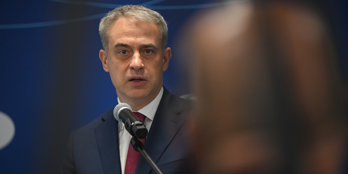 Cyberprzestępcy atakują firmy w Polsce. Oszustów podszywają się pod polityków 2 Krzysztof Gawkowski