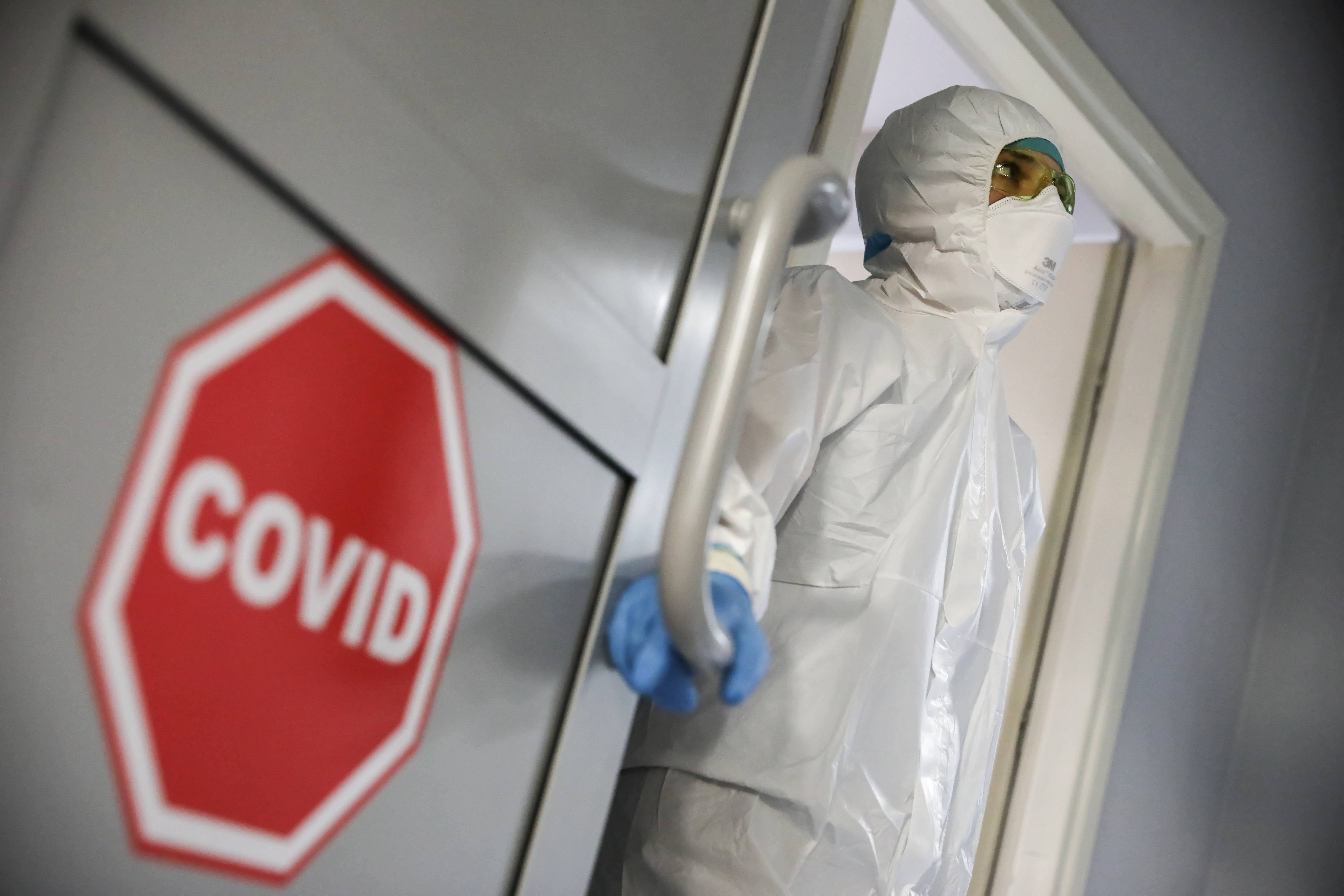 Za jedną zmianę dziesięć tysięcy. Skąd wzięły się zarobki rzędu milionów w placówkach medycznych 2