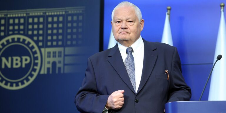 Rozpoczyna się posiedzenie Rady Polityki Pieniężnej. Specjalista przewiduje decyzję dotyczącą stóp procentowych 114 Rozpoczyna się posiedzenie Rady Polityki Pieniężnej. Specjalista przewiduje decyzję dotyczącą stóp procentowych 12