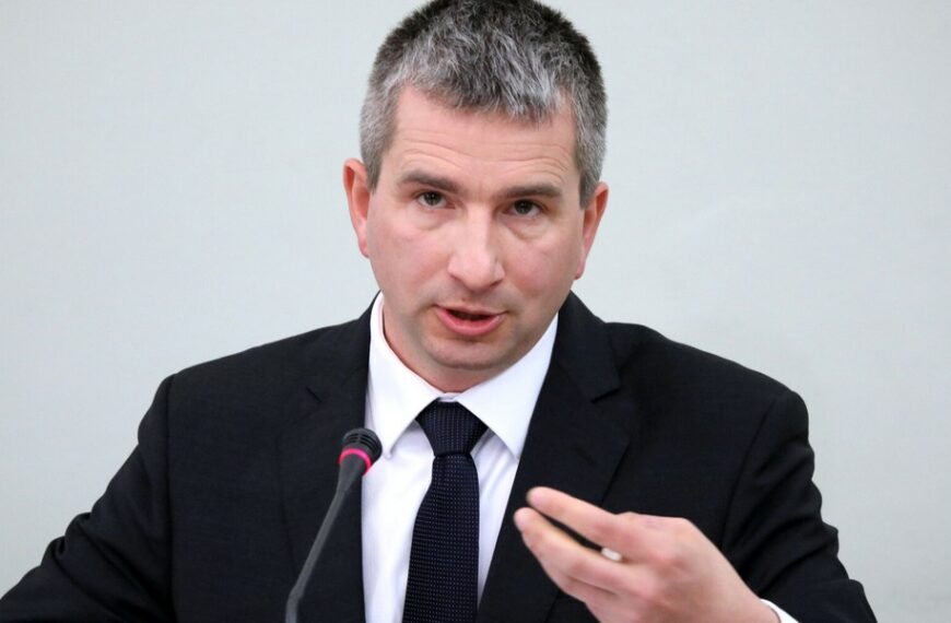 Mateusz Szczurek, były minister finansów, będzie pracował w MFW