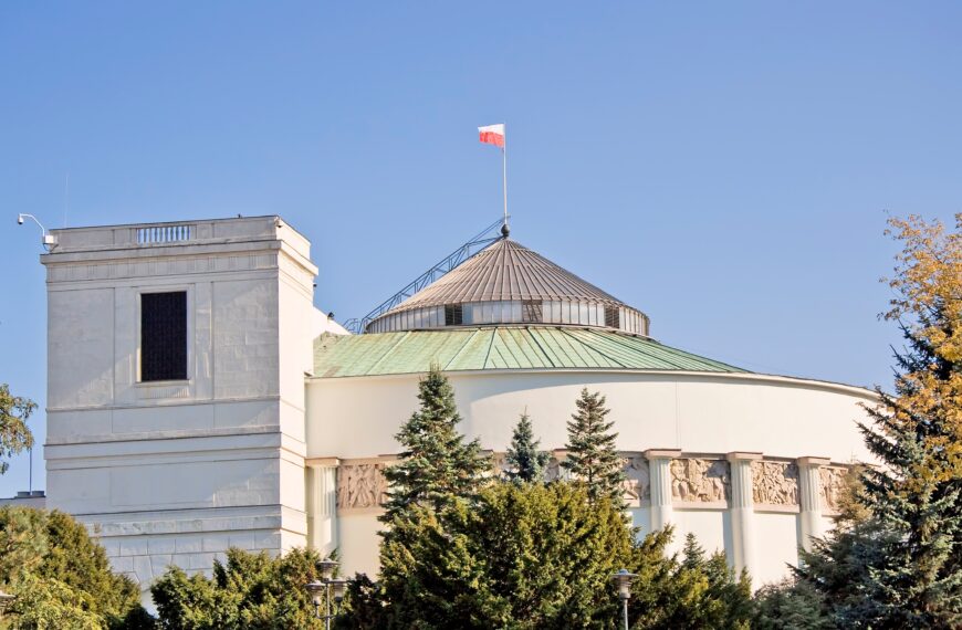 Zdrowie publiczne w Polsce: ugrupowania polityczne poszukują metod zachęcenia obywateli do częstszych badań profilaktycznych