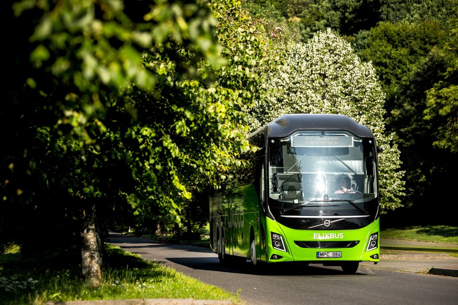 FlixBus wznawia kursowanie linii 666. Poznajemy szczegóły 4 Autobus sieci FlixBus