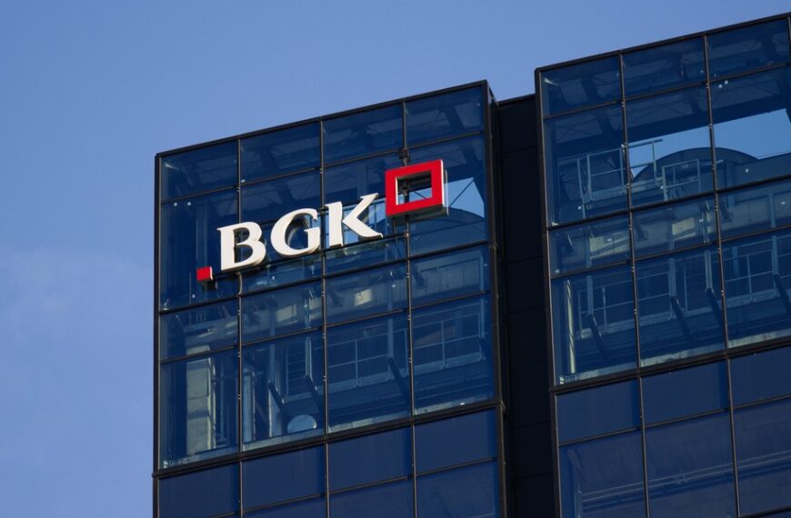 BGK oferuje finansowanie na rzecz odbudowy Ukrainy. Podpisano umowy o wartości około&hellip;