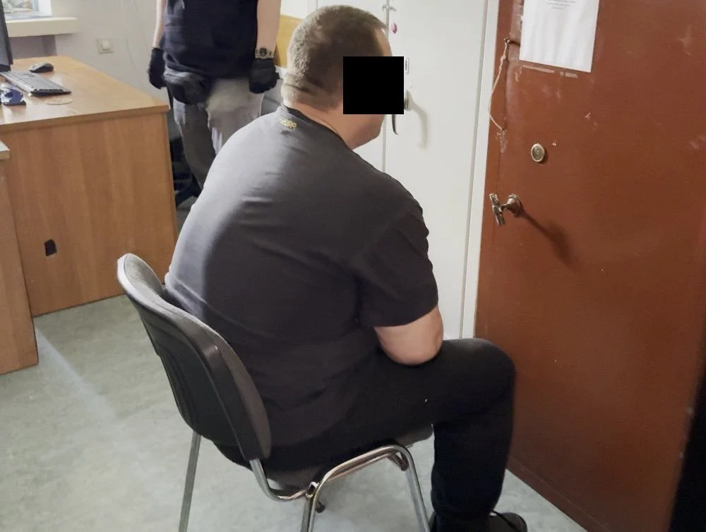 Kim jest adwokat Maciej Z., zatrzymany za fałszywe alarmy? Miał zachowania charakterystyczne dla funkcjonariuszy służb. 2