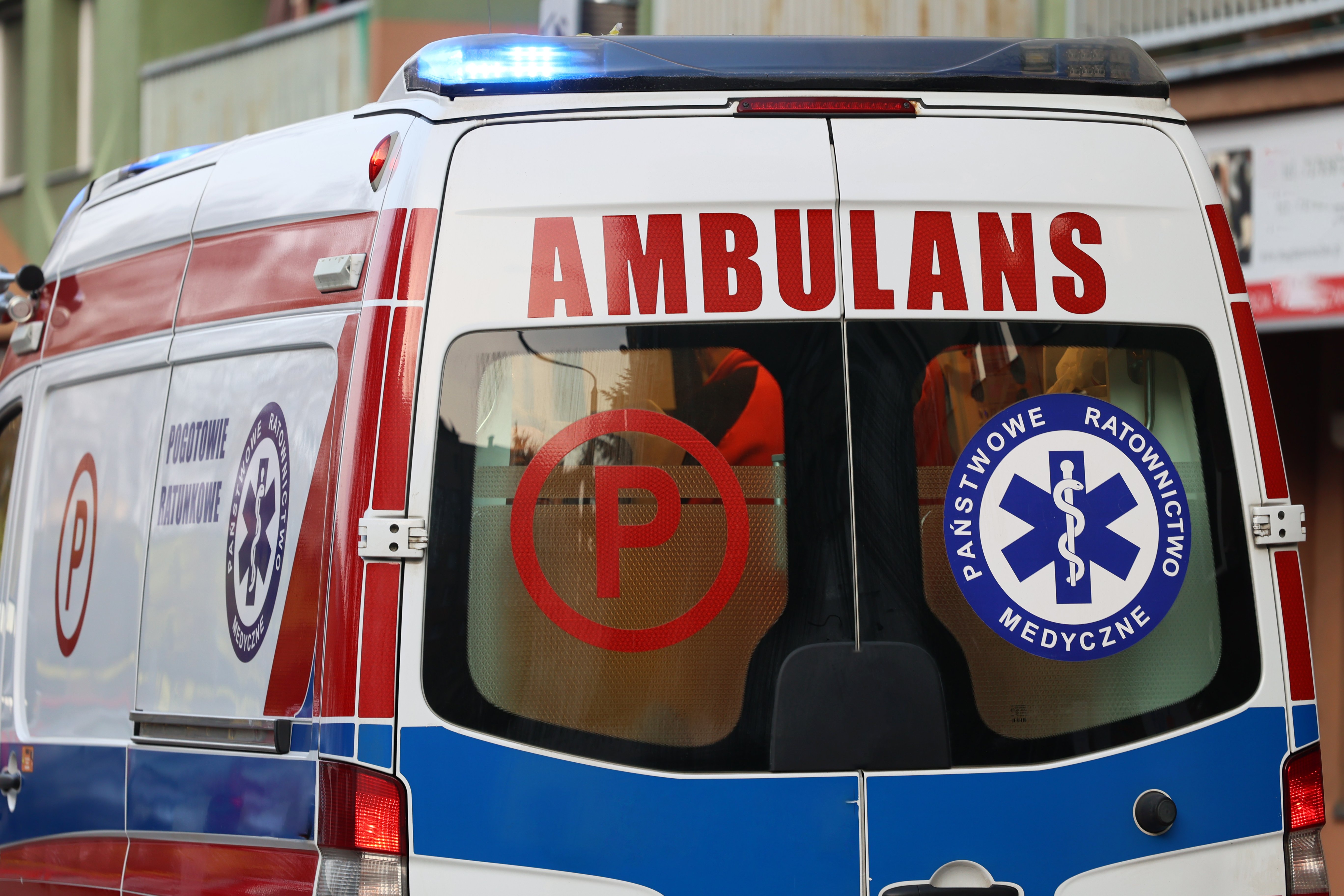 Planowano 3-osobowy personel karetek. Brakuje na to środków finansowych. 2